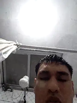 Snapshot of Exotic19cm chatting on 12.19.25 Exotic19cm online show from 12.19.25