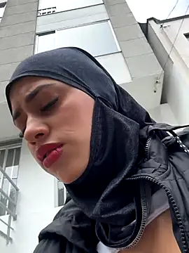 AlannaEvons online show from 11.25.25