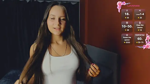 Snapshot of day_may chatting on 10.08.25 day may online show from 10.08.25