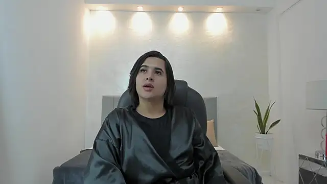 kendall roous online show from 10.18.25