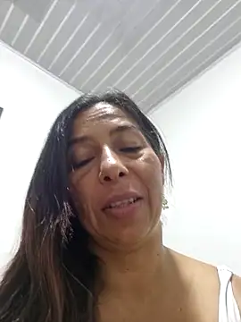 maleja23 online show from 10.04.25