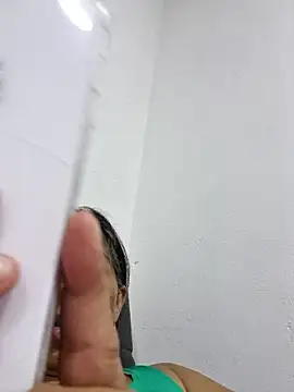 maleja23 online show from 10.07.25