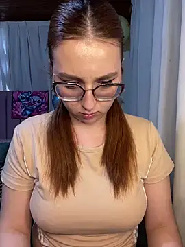 CoraVibes online show from 02.20.26