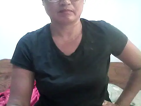 Snapshot of nathalie0045 chatting on 06.23.26 nathalie0045 online show from 06.23.26