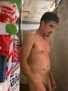 Snapshot of Arce92 chatting on 09.13.25 Arce92 online show from 09.13.25