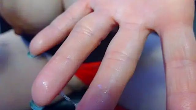 Snapshot of sharoldfox19 chatting on 02.14.26 sharoldfox19 online show from 02.14.26