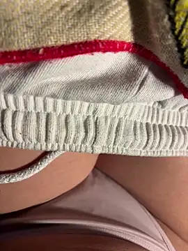 Snapshot of deeidnic chatting on 11.22.25 deeidnic online show from 11.22.25