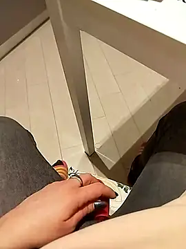 TaraWild online show from 02.02.26