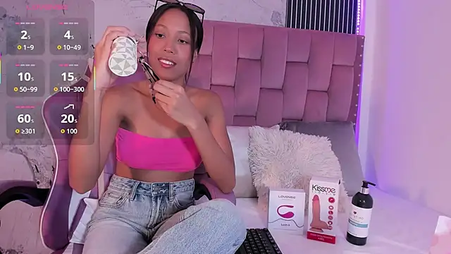 Snapshot of Mia_Duarte1 chatting on 09.24.25 Mia Duarte1 online show from 09.24.25