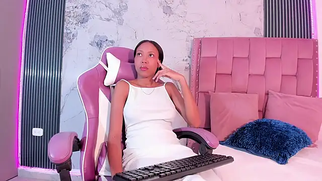 Snapshot of Mia_Duarte1 chatting on 11.22.25 Mia Duarte1 online show from 11.22.25