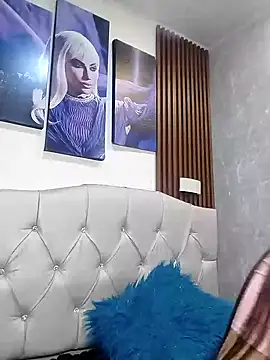 Sophi Thaylorr online show from 10.08.25