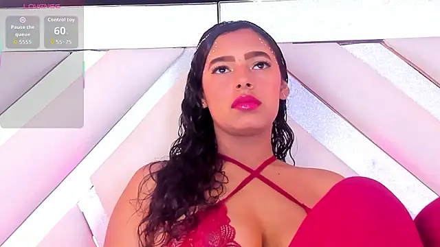 Snapshot of Zoe-Johnson_ chatting on 02.01.26 Zoe-Johnson online show from 02.01.26