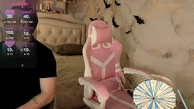 Crystal-Nuts online show from 12.05.25