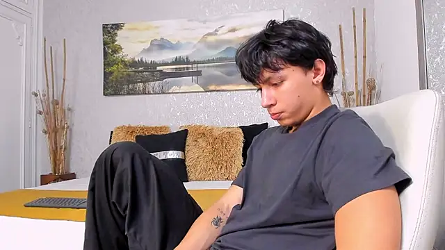 Tyler durten online show from 10.31.25