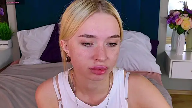 RachelColon online show from 09.11.25