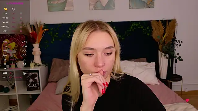 RachelColon online show from 10.20.25