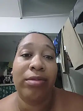 Snapshot of Yera_brown69 chatting on 05.22.26 Yera brown69 online show from 05.22.26