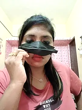 Snapshot of tamilrohini chatting on 09.20.25 tamilrohini online show from 09.20.25