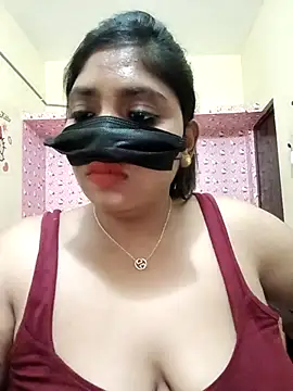 Snapshot of tamilrohini chatting on 10.04.25 tamilrohini online show from 10.04.25