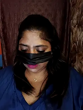 Snapshot of tamilrohini chatting on 11.13.25 tamilrohini online show from 11.13.25