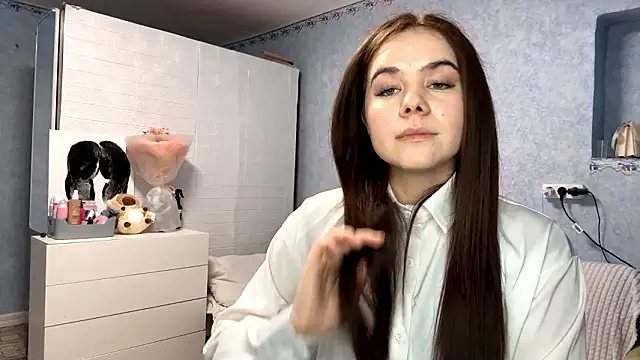 Lia rise online show from 02.27.26