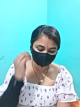 DivyaBhabhi69xh online show from 06.08.26