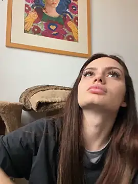 Snapshot of prettylittlefooxy chatting on 03.04.26 prettylittlefooxy online show from 03.04.26