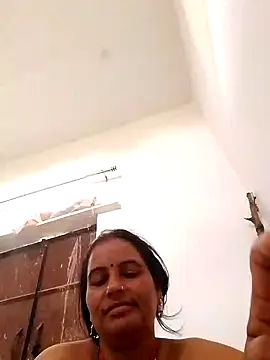 Suhani hot12 online show from 10.04.25