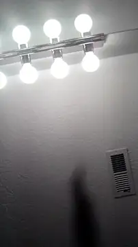 Snapshot of Fine10ne chatting on 02.06.26 Fine10ne online show from 02.06.26