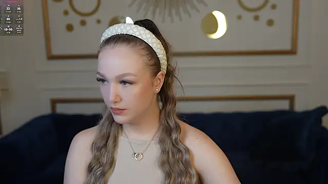 Ella 054 online show from 10.16.25