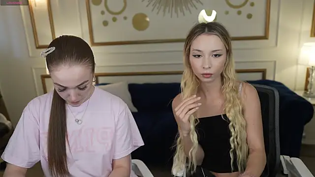 Ella 054 online show from 04.19.26