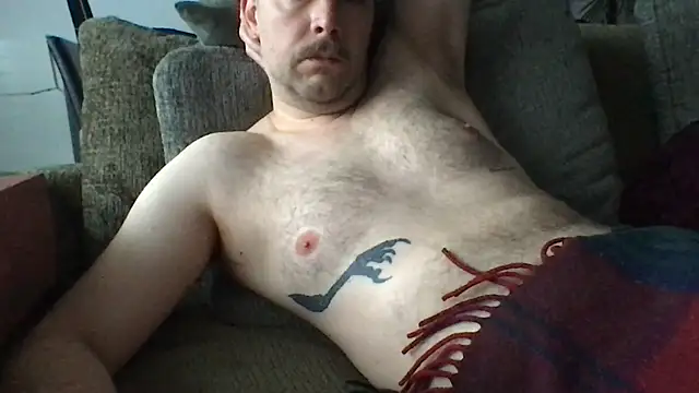 Snapshot of TomieSoichi chatting on 11.23.25 TomieSoichi online show from 11.23.25