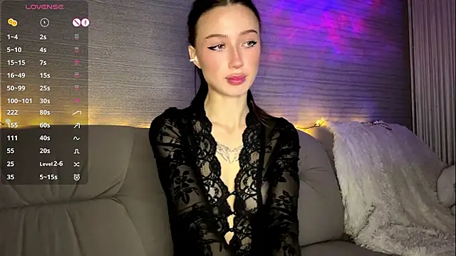 Snapshot of RendaBaatz chatting on 02.25.26 RendaBaatz online show from 02.25.26