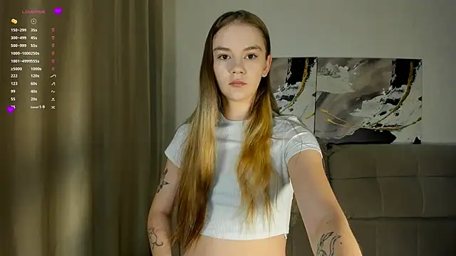 Snapshot of Angel_oci chatting on 09.15.25 Angel oci online show from 09.15.25