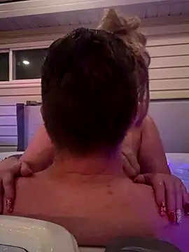 Snapshot of Petite_Blonde_Barbie chatting on 10.14.25 Petite Blonde Barbie online show from 10.14.25