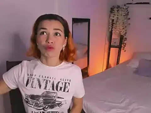 selene boyer online show from 11.06.25