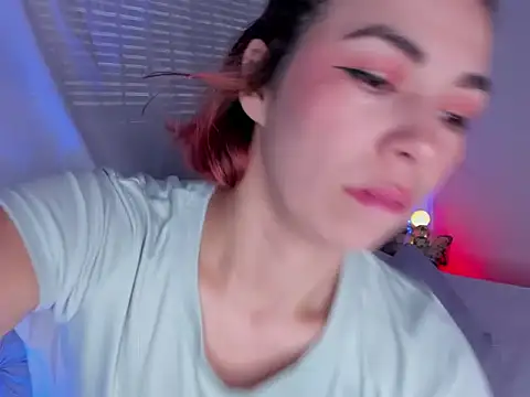 Snapshot of selene_boyer chatting on 02.16.26 selene boyer online show from 02.16.26