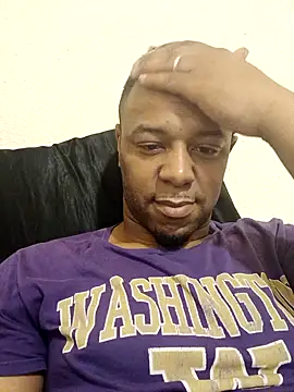 MrHandsome87 online show from 12.23.25