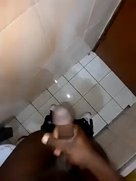 Snapshot of NaughtyBen10 chatting on 11.16.25 NaughtyBen10 online show from 11.16.25