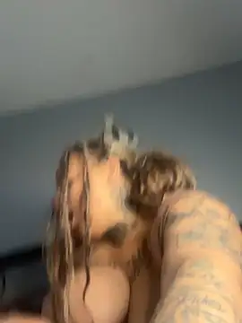 Snapshot of DiamondBlaz3 chatting on 02.28.26 DiamondBlaz3 online show from 02.28.26