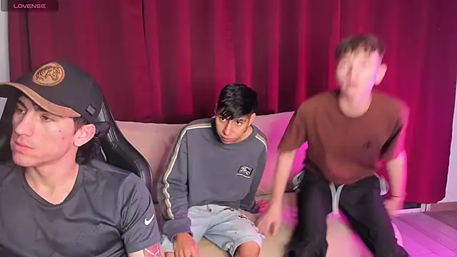 Handsomeboyss19 online show from 10.03.25