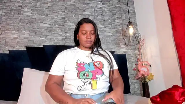 Snapshot of Emily_Brown18 chatting on 02.21.26 Emily Brown18 online show from 02.21.26