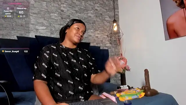 Snapshot of Emily_Brown18 chatting on 03.05.26 Emily Brown18 online show from 03.05.26