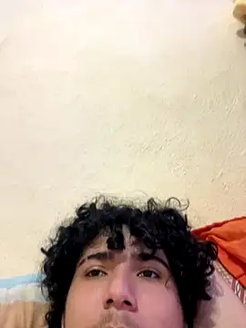 Snapshot of Casal-foda_braba chatting on 12.18.25 Casal-foda braba online show from 12.18.25