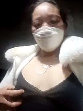 Snapshot of Phuong_xxx chatting on 12.16.25 Phuong xxx online show from 12.16.25