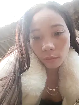 Snapshot of Phuong_xxx chatting on 12.18.25 Phuong xxx online show from 12.18.25