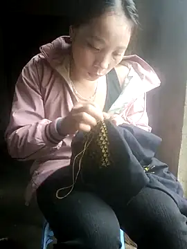 Snapshot of Phuong_xxx chatting on 12.22.25 Phuong xxx online show from 12.22.25