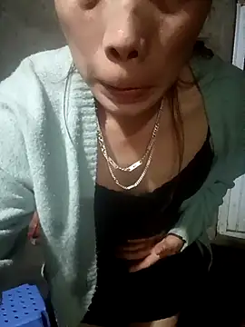 Snapshot of Phuong_xxx chatting on 12.22.25 Phuong xxx online show from 12.22.25