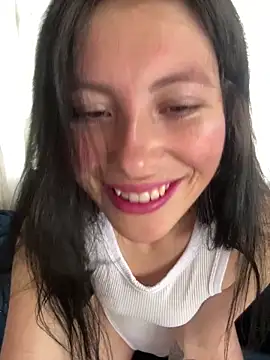 Snapshot of Mia_salinass chatting on 09.08.25 Mia salinass online show from 09.08.25