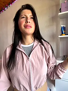 Snapshot of Mia_salinass chatting on 11.08.25 Mia salinass online show from 11.08.25